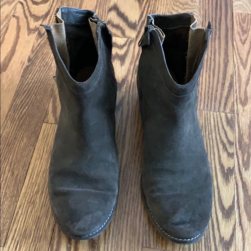 Dolce Vita booties